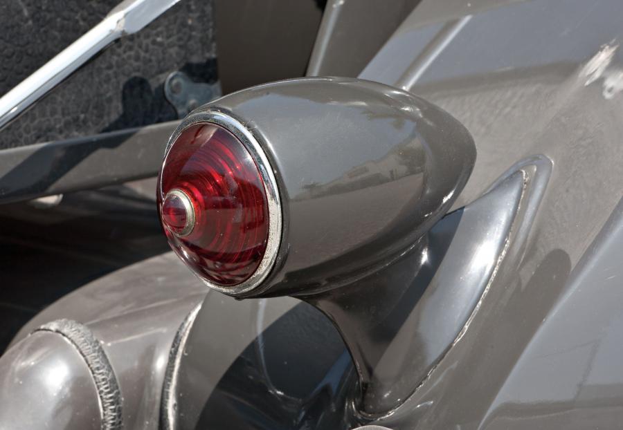  Packard Twelve Close Coupled Limousine 1935 года  (фото 15 из 28)